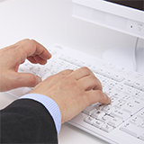 Excelの勉強をする際に、例えば覚えるべきショートカットカー一覧をまず覚えることに注力するのはやり方としてはナンセンスですかね? アウトプットが大事なのでもちろん操作もしつつですが、一回ひたすら覚えるだけにフォーカスするのも良いかと思いました。 例 ctrl＋◯ ◯→様々なアルファベット